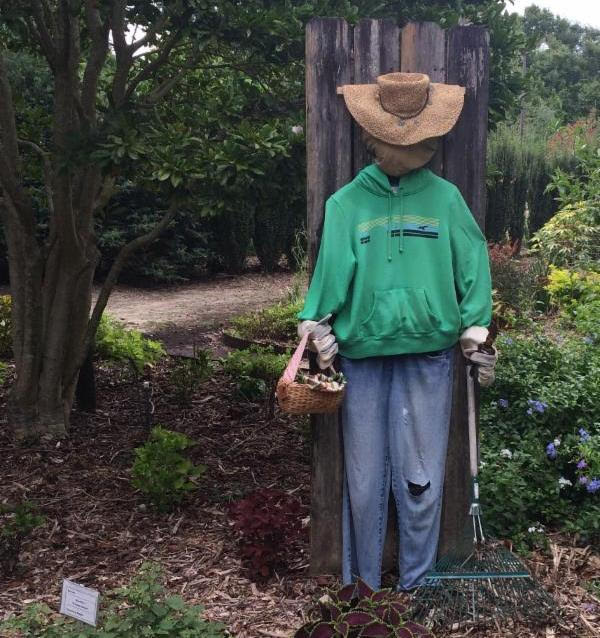 Mondays in the Gardens