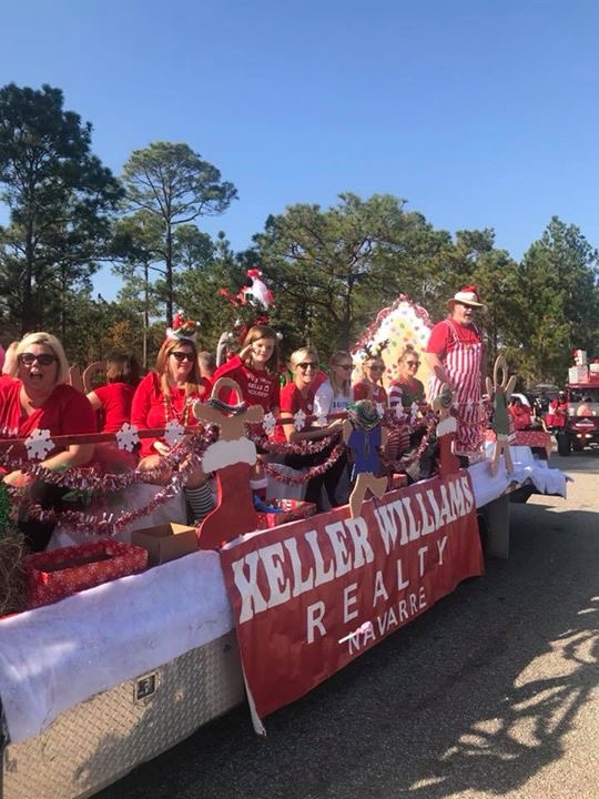 NAVARRE CHRISTMAS PARADE 2017 • Navarre Newspaper