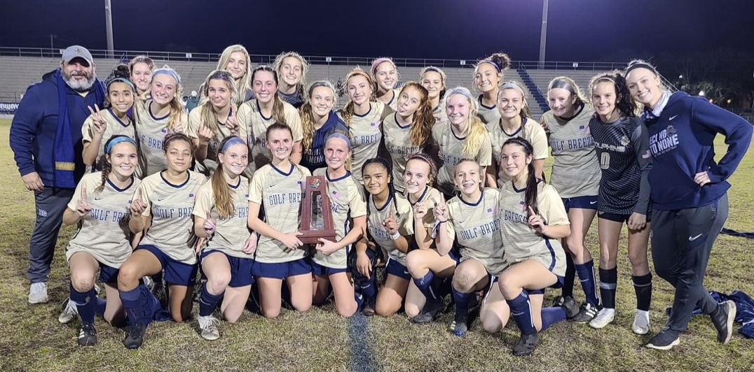 LADY DOLPHIN SOCCER DISTRICT 1-5A CHAMPS • Navarre Newspaper