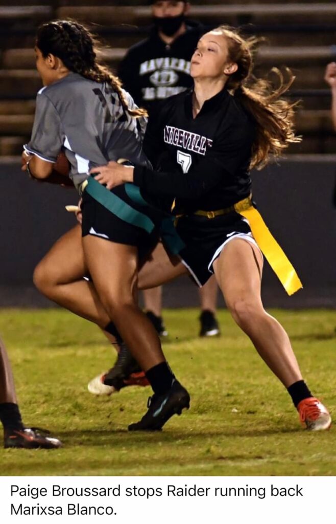 LADY DOLPHIN SOCCER DISTRICT 1-5A CHAMPS • Navarre Newspaper